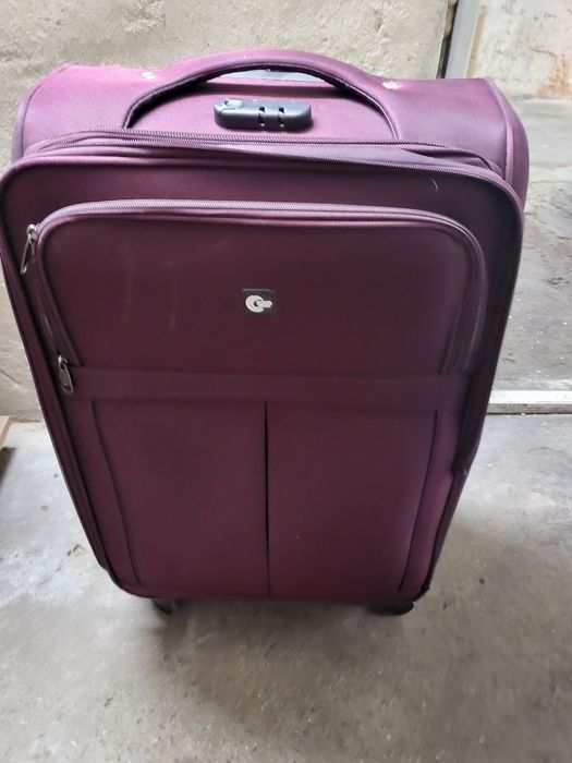 Куфар ново лилаво