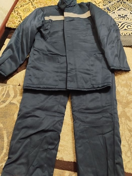 Продам зимний теплый спецодежда