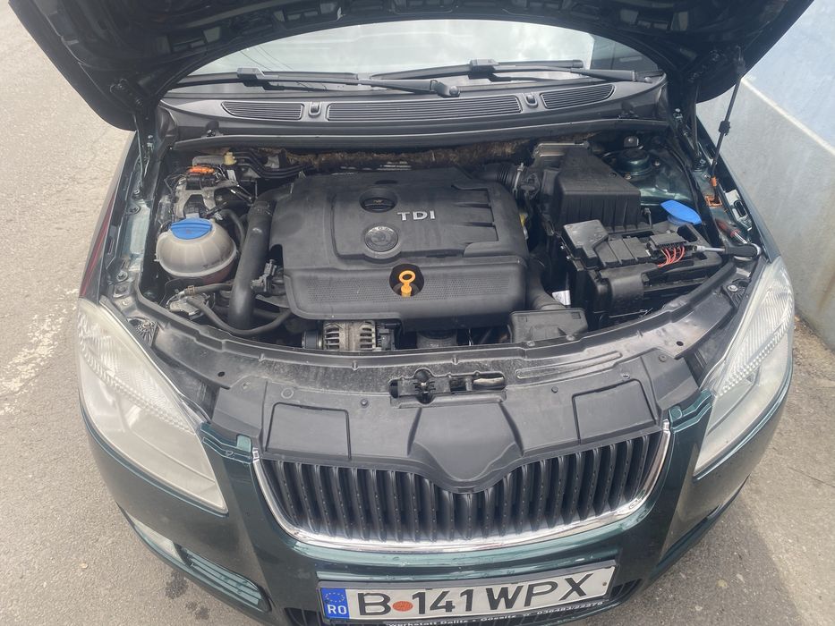 Vand scoda FABIA an 2009 primul propietar  motorul primu 14 e in stare buna