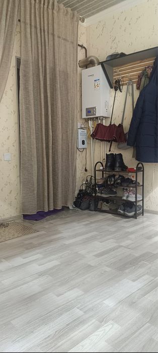 Продается дом. Общий двор. 120 каадратов