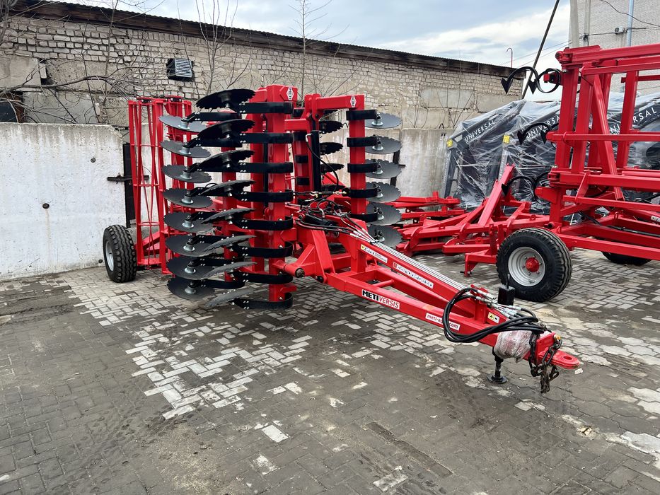 Продам трактор лущильник в Казахстане