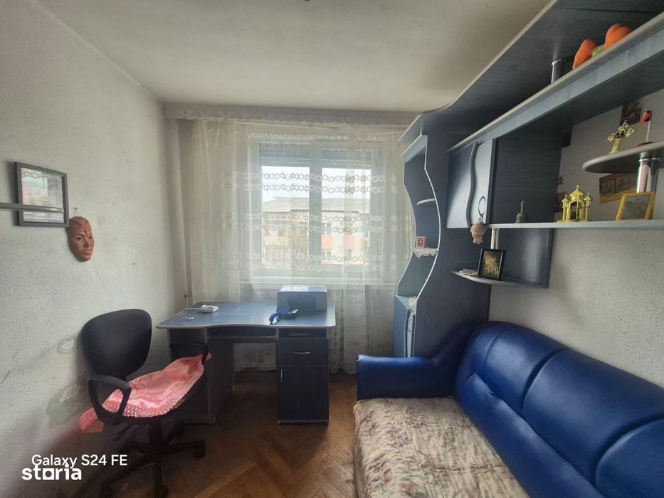 Apartament 3 camere de vânzare – Dărmăneșt — fotografia 2
