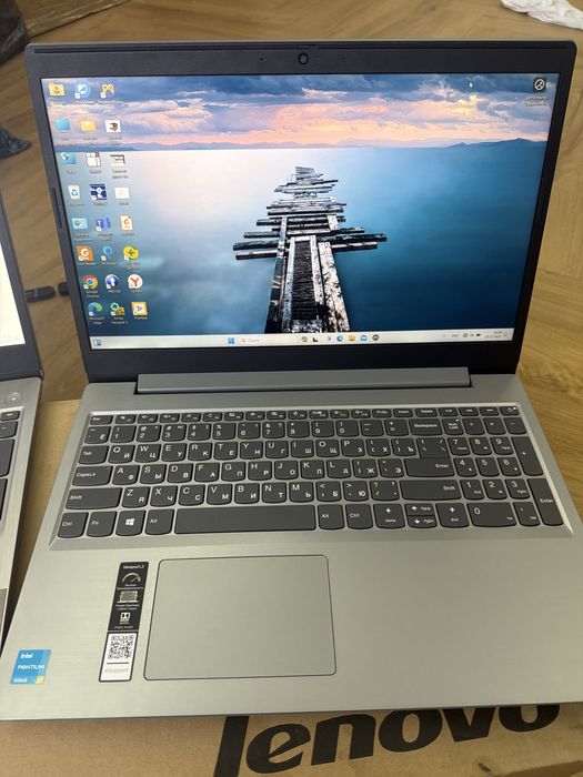 Продавм ноутбук Lenovo, состояние отличное