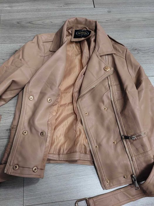 Geaca imitatie piele crem