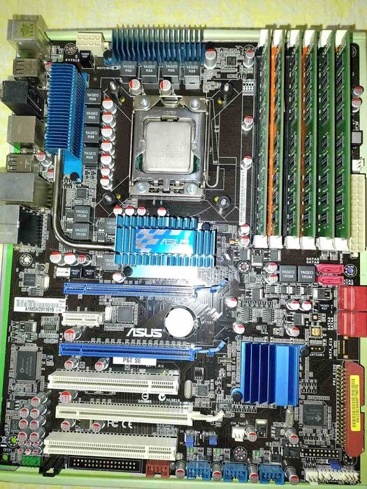 Продавам дънна платка ASUS P6T SE X58 LGA1366