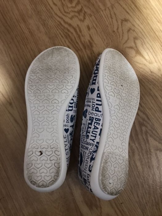 Продам балетки для девочки