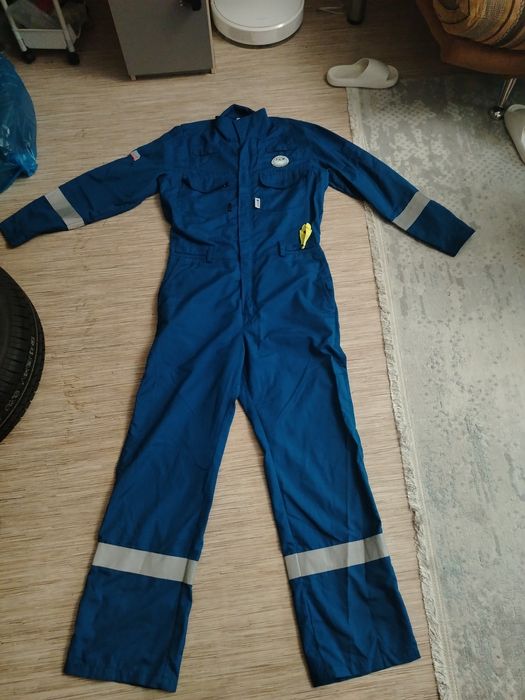 Продам спецодежду