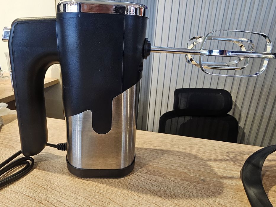 Срочная прода миксер есть разные модель
Разные модель. Есть разные мод