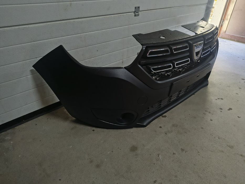 Bara fata Dacia dokker lodgy facelift