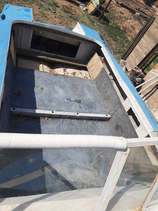 Продам лодку прогрес