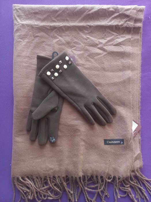 Чанти и шал кашмир с ръкавици