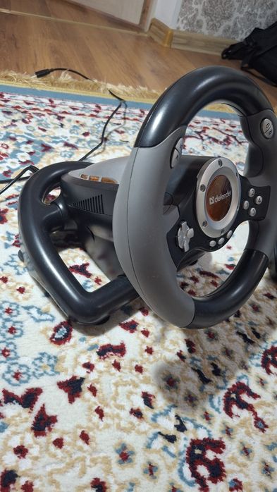 Руль Defender Challenge mini LE