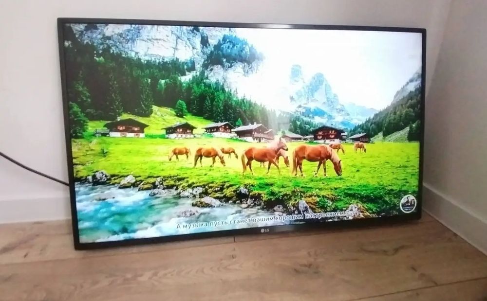 Телевизор Smart 40(102см)