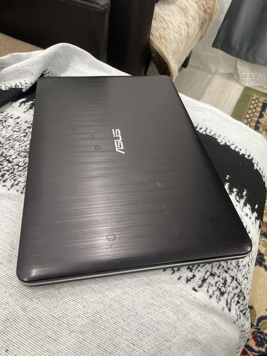 Продается Ноутбук Asus