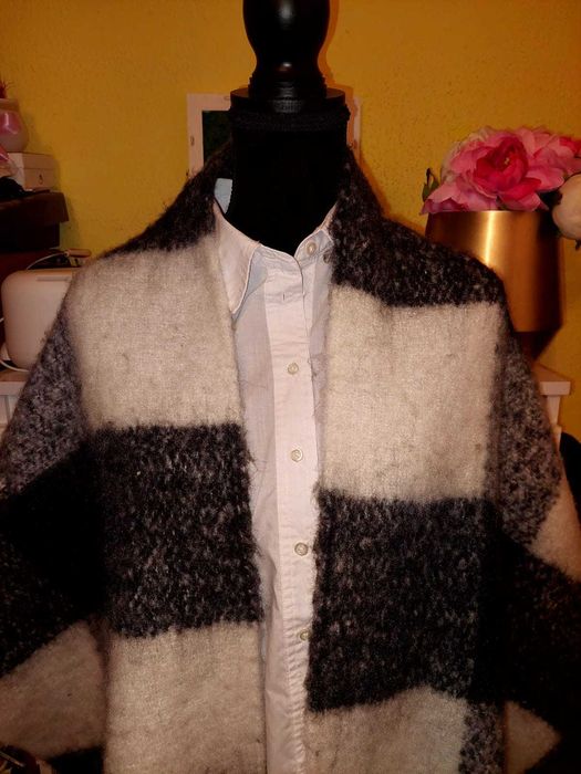 Fular/sal gros alb/negru Hollister superb TRANSPORT GRATUIT