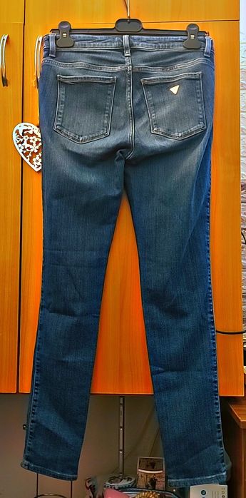 Blugi Guess  sexy curves originali