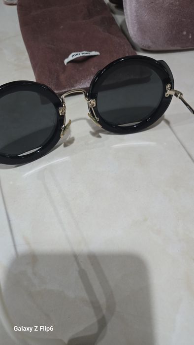 Оригинални дамски слънчеви очила Miu miu