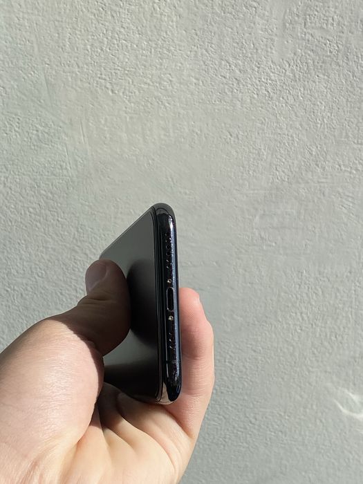 iPhone 11 Pro  состояние хорошее!