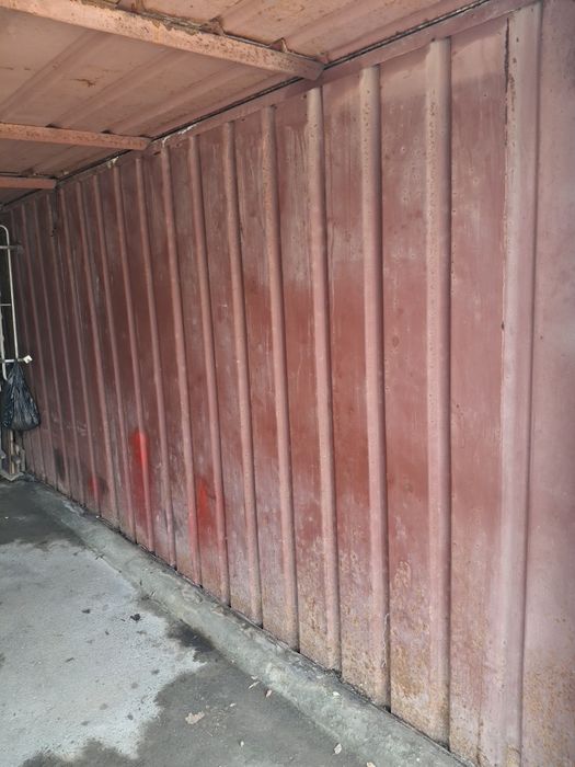 Продавам гараж,  ламаринен,  в добро състояние