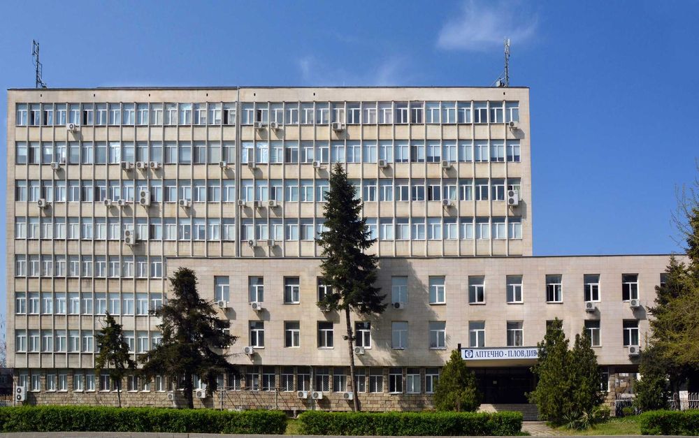 Дава се под наем Склад в Пловдив, Западен - 100 кв.м за 600 € - Снимка #1