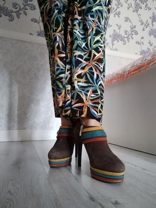 Отдам Обувь ботильоны