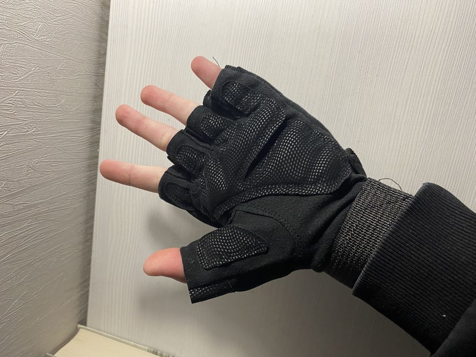Продам Тактильные Перчатки без пальцев