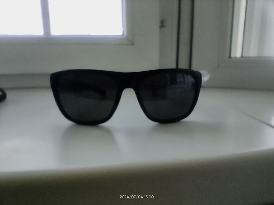 очки солнцезащитные Lacoste