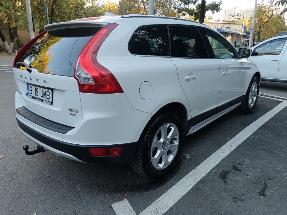 VOLVO XC60 2012 — imagine 3