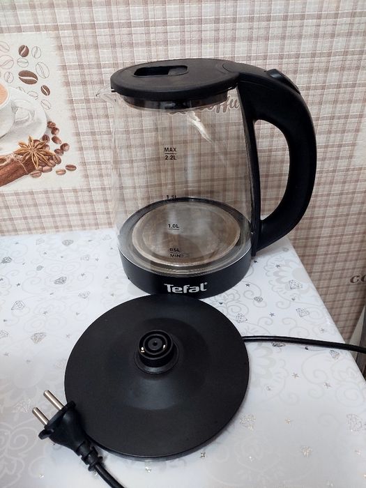 Продам чайник электрический