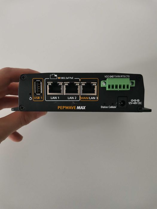 Router pepwave max br1 ent