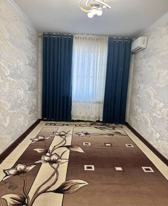 Яккасарой  Касмановитлар метро якинда ижарага квартира бор