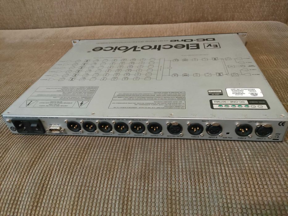 Procesor egalizator crossover dsp sunet Dbx pa Electrovoice dc one