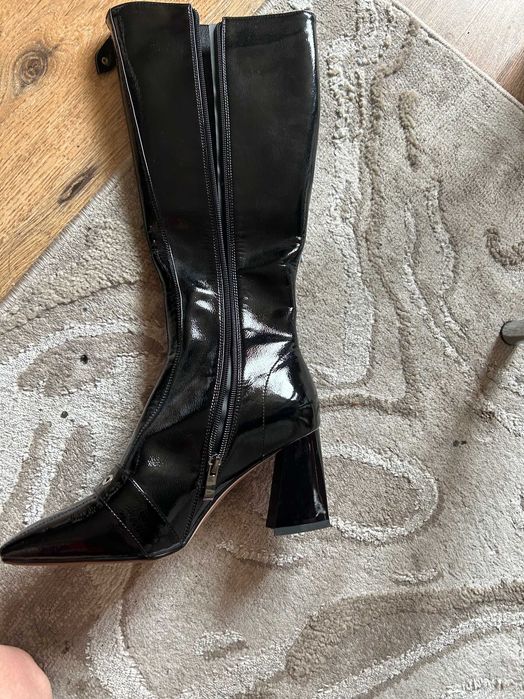 Обувки нови 38 номер