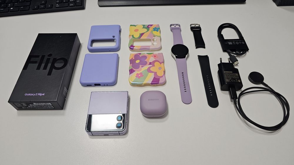 Pachet telefon, ceas, casti Samsung