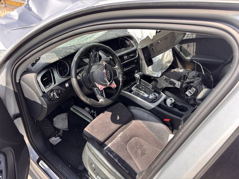AUDI A4 Avant на части