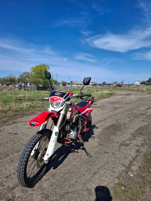 Продам Мотоцикл Эндуро 250