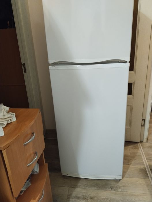 Холодильник Атлант,б/у,  рабочий.