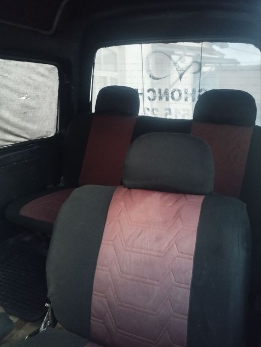 2010 yili rangi qaymoq kiraskasi oldi qanotda pitnosi bor