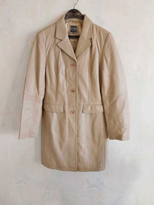 Дамски кожени якета и палта - Различни модели, размери и цветове