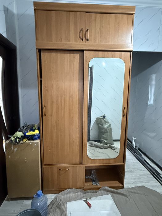 Шкаф в прихожую