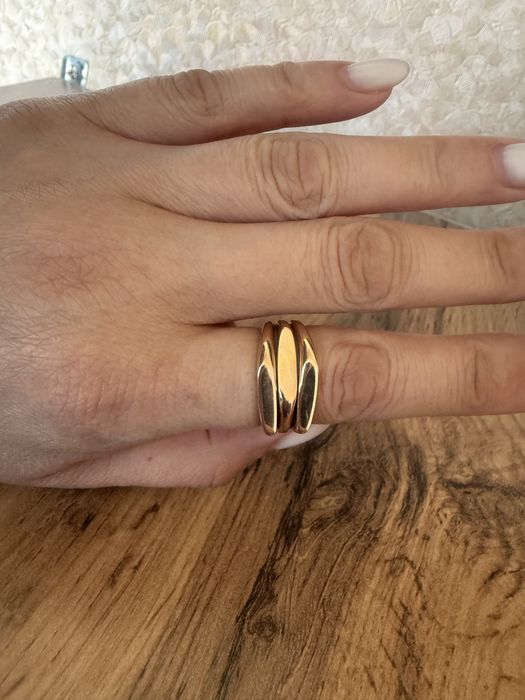 Продам золотое кольцо