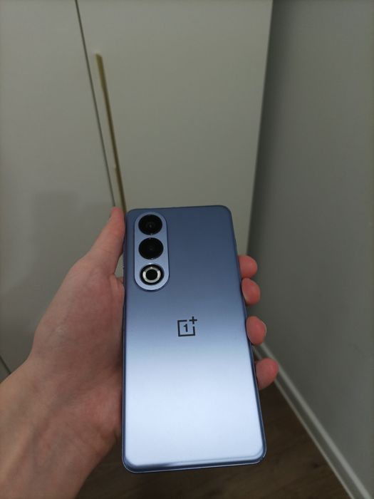 OnePlus ace 3v 12 256