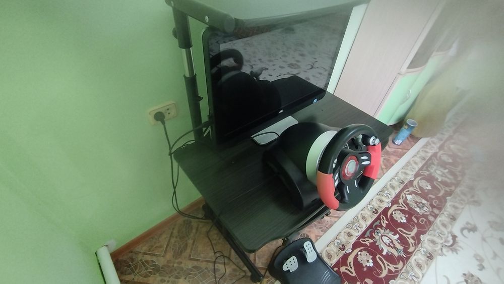 Компьютер Dell .