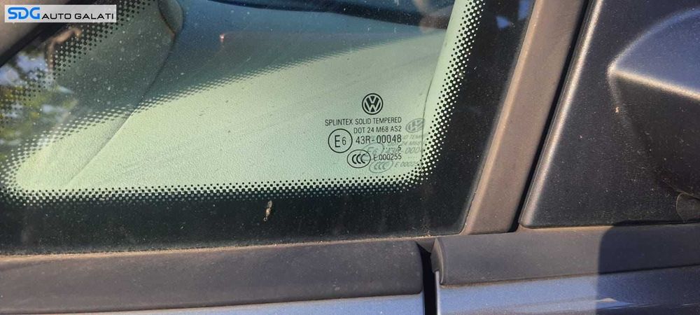 Geam Sticla Fix de pe Aripa Caroserie Stanga Fata Volkswagen Golf 5 Plus 2004 - 2008 [C1196]