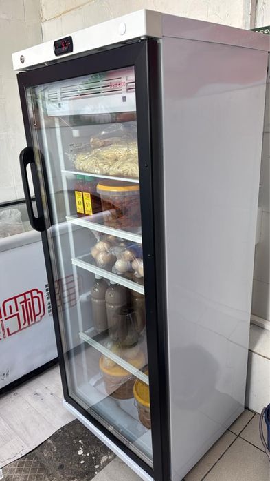 Витринный холодильник, морозильник