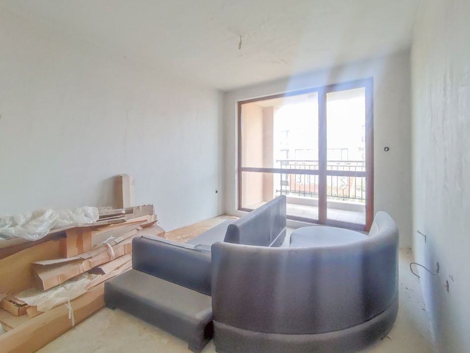 Продава се Двустаен апартамент в Свети Влас - 61 кв.м за 1181 €/кв.м - Снимка #2