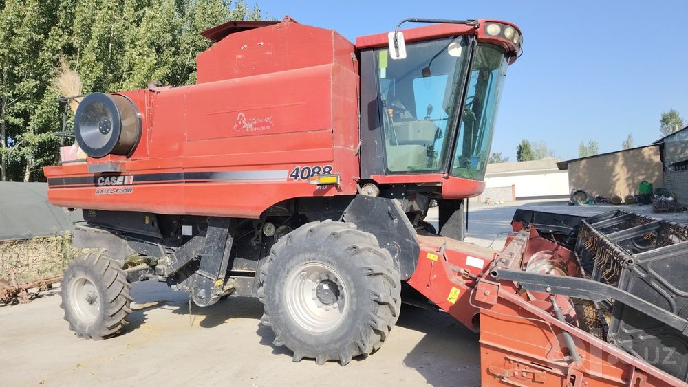 Case ih 4088 kambayn sotiladi