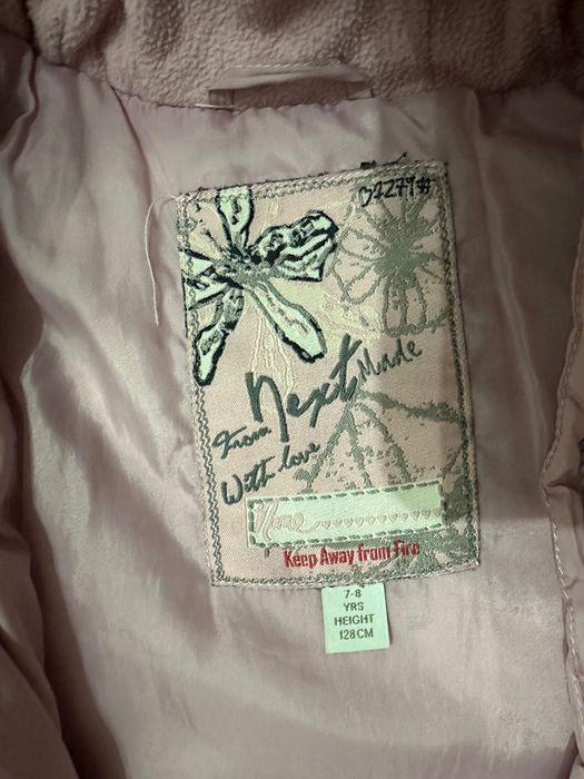 Куртка на девочку 7-8 лет