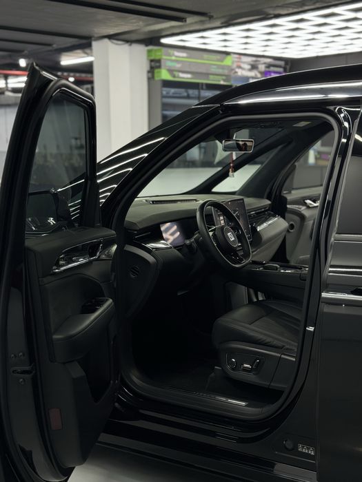 Продаётся Zeekr 009