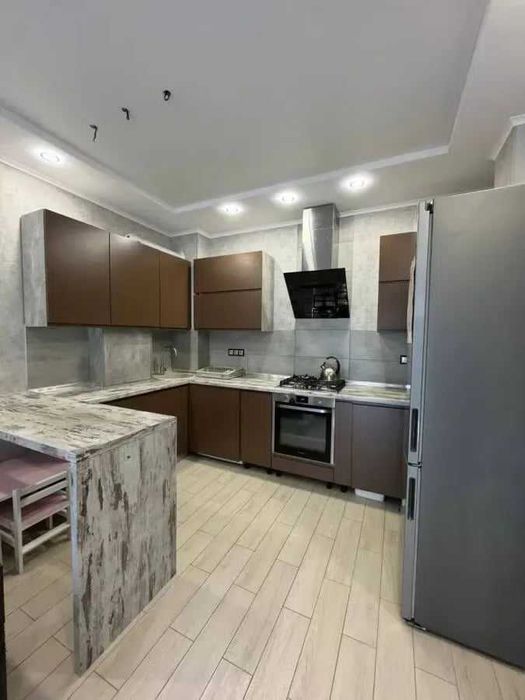 Дава се под наем Двустаен апартамент в София, Борово - 65 кв.м за 484.5 € - Снимка #1